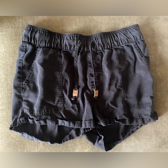 Tentree shorts - Picture 3 of 4